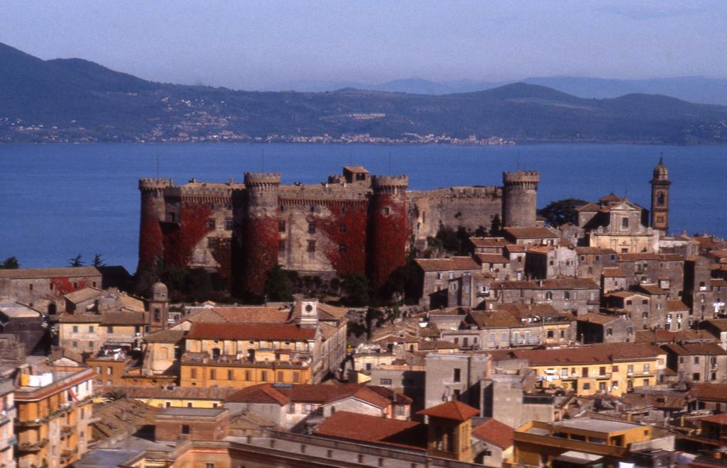 Apartment Il Convento Bracciano Kültér fotó